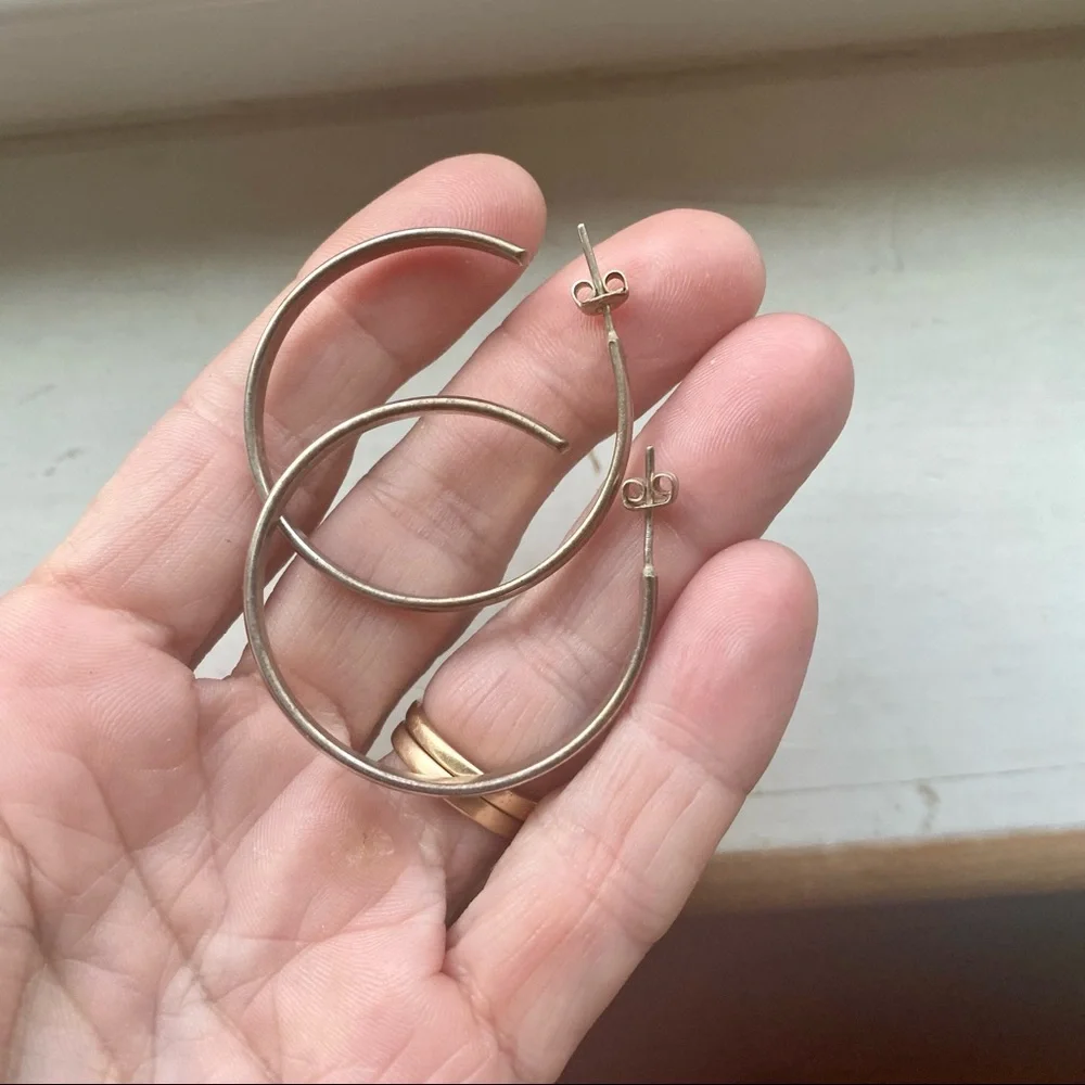 Vintage silver hoops - Picture 1 of 7